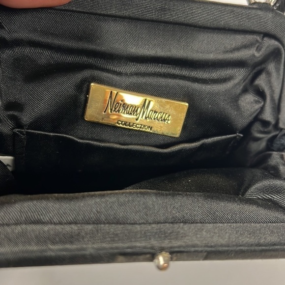 Neiman Marcus Small Velvet Snap Lock Evening Bag - Picture 7 of 7